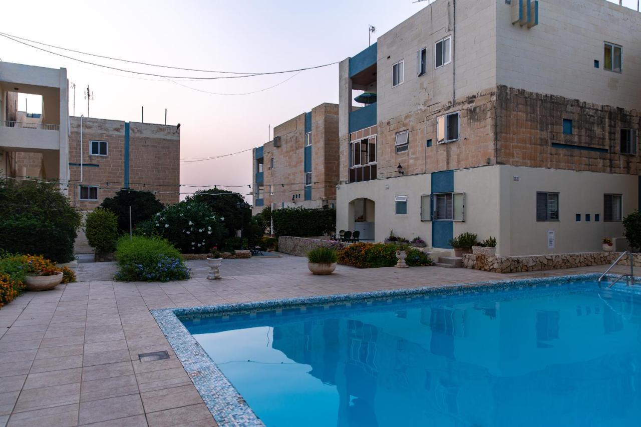 セント・ポールズ・ベイDolmen Court Flat 10, Qawraアパートメント エクステリア 写真